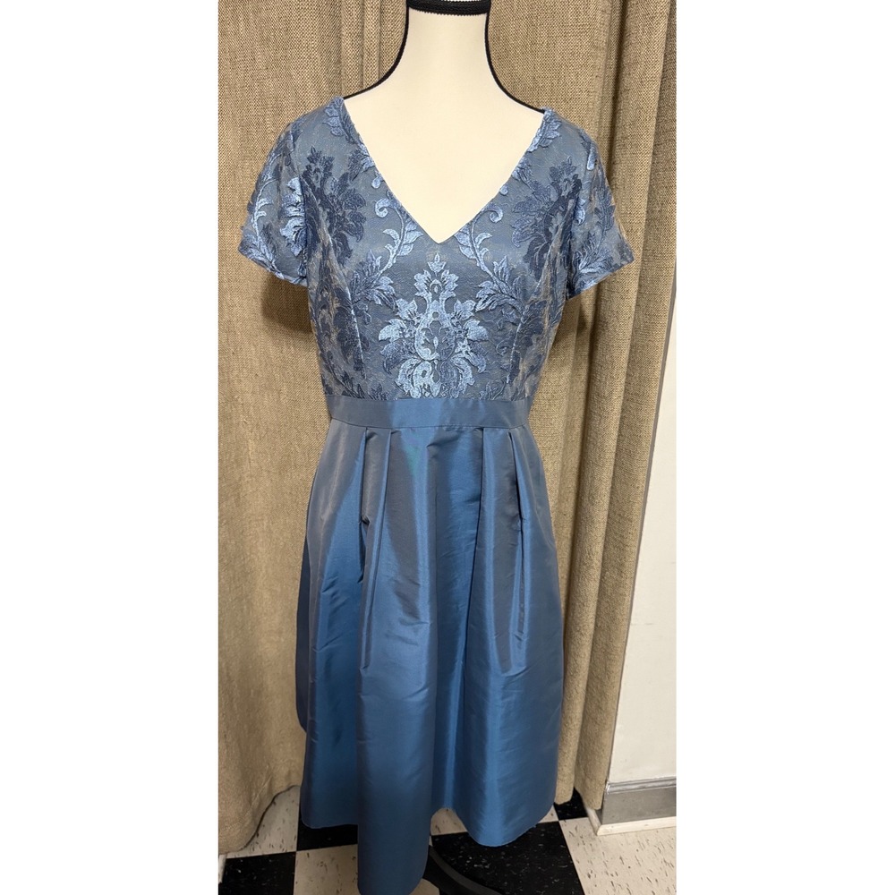 Adrianna Papell Blue Lace Bodice Pleated Skirt Cocktail Dress Sz 10